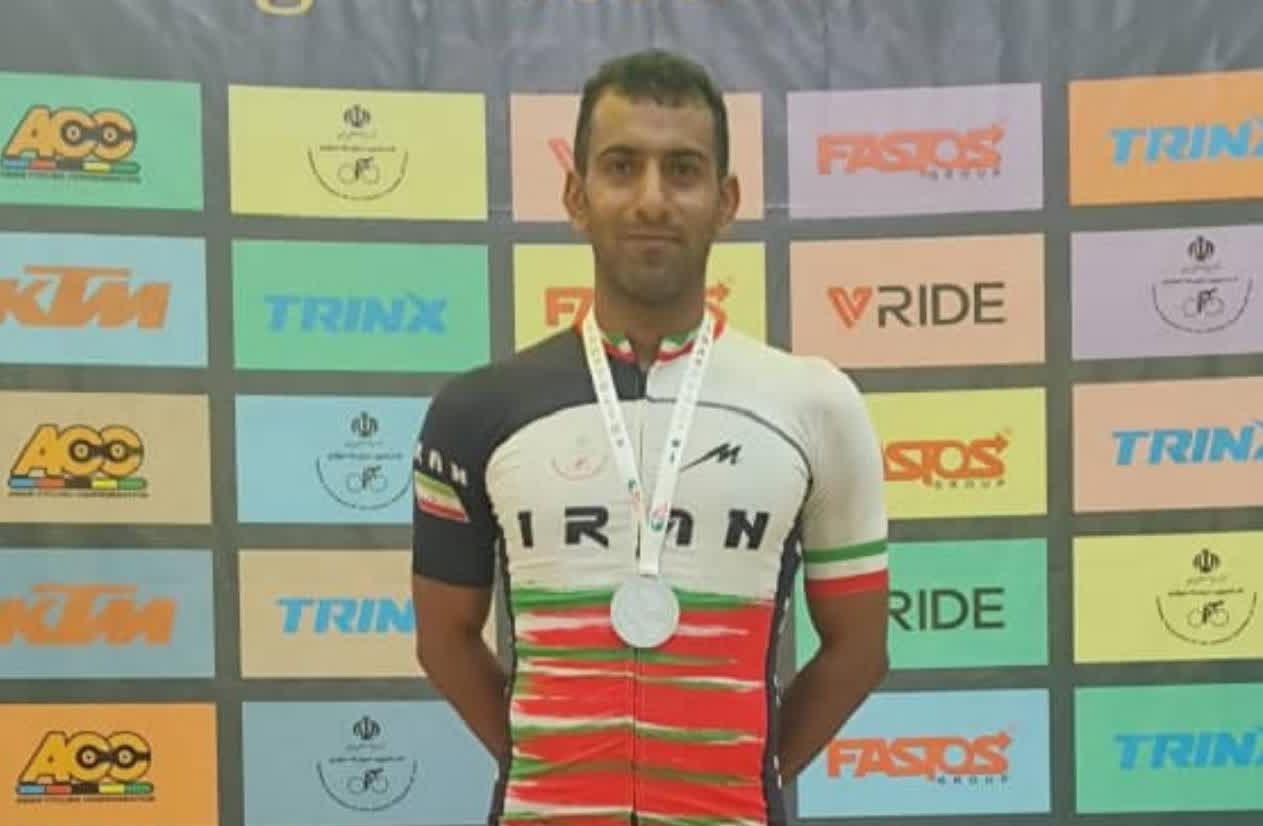 رکوردشکنی و صعود تاریخی محمد دلیر دوچرخه‌سوار جهرمی در رقابت‌های پاراسایکلینگ کشور